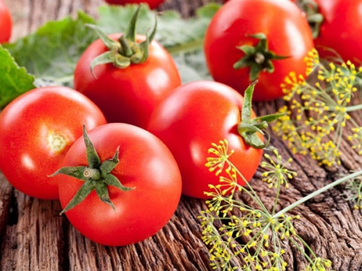 
	
	Vitamin B6 và folate có trong cà chua rất cần thiết để lọc chất độc, hạn chế nguy cơ đột quỵ và đau tim.