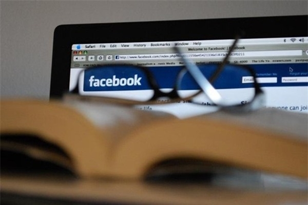 Cẩn thận những việc làm trên Facebook khiến người khác ngán ngẩm
