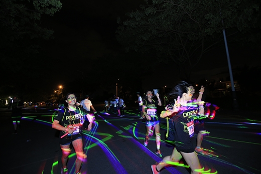 Ấn tượng với đường chạy sắc màu Prisma Run 2015