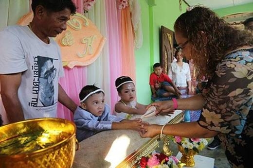 
Đám cưới của cặp đôi Pannawit - Panthita 4 tuổi tại Thái Lan cách đây không lâu. (Ảnh: Internet)