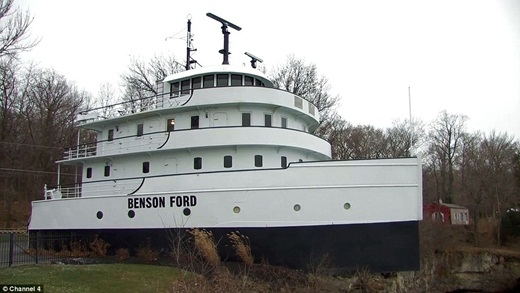 
Từ một chiếc thuyền chuyên dùng để chở khách được xây dựng từ năm 1924 đã trở thành nhà nghỉ sang trọng. (Ảnh: Internet)
