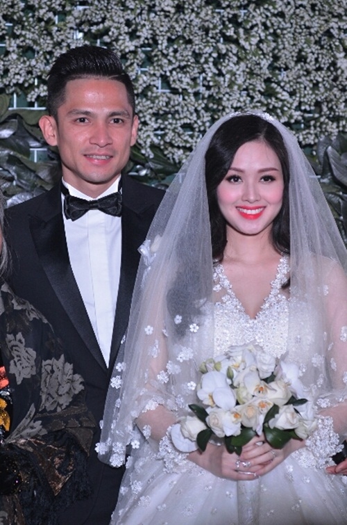 Mỹ nhân Việt hạnh phúc khi được cầu hôn lãng mạn