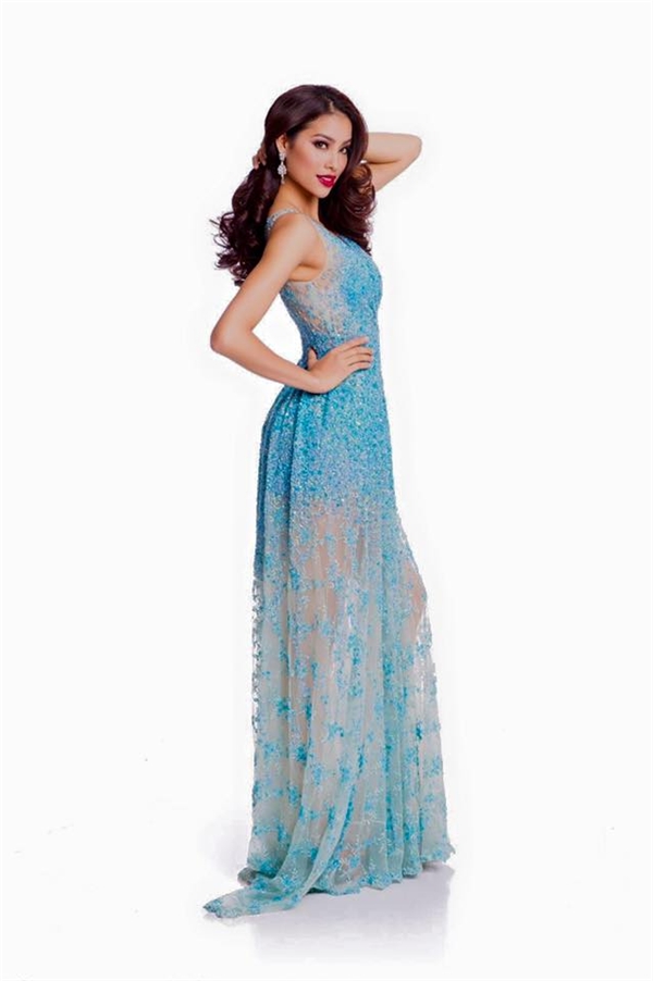 Cân đo trang phục của người đẹp Việt tại Miss Universe - Miss World