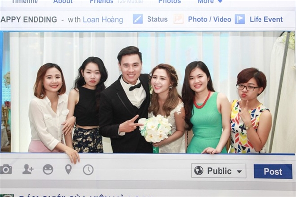 
Đám cưới được gọi tên là phong cách Facebook. (Ảnh: Internet)