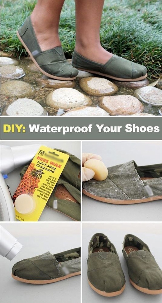 
Để chống thấm nước cho giày vải trong mùa mưa, lấy sáp ong chà lên giày là xong. (Ảnh: Internet)