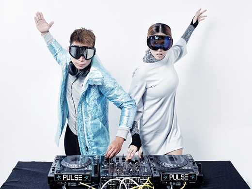 
Cặp đôi DJ BoB