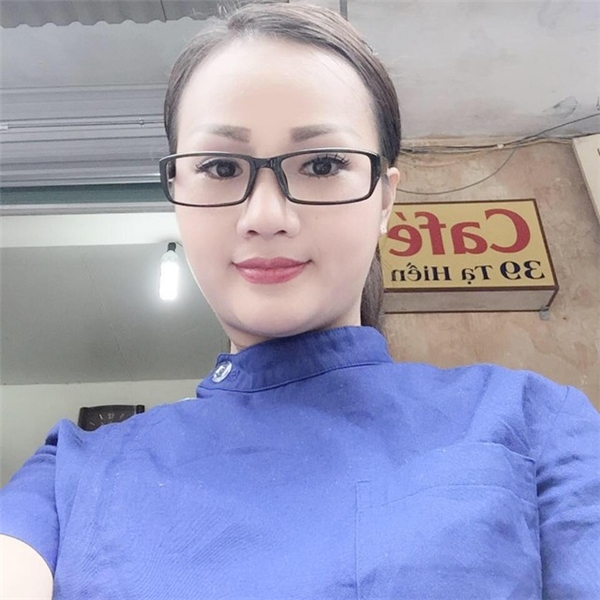 
Chị Hương có 20 năm kinh nghiệm trong ngành nha khoa và đang có ý định lấn sân sang lĩnh vực chăm sóc sắc đẹp. (Ảnh: Internet)