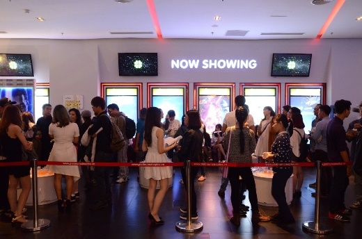 
Không khí rộn ràng trong buổi ra mắt tại rạp Platinum Cineplex – Royal City.