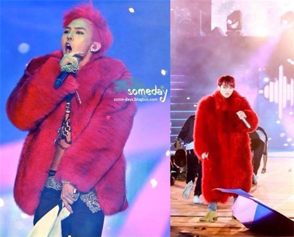 
Chiếc áo lông đỏ mà Sơn Tùng MTP mặc trong show diễn tiếp tục trở thành đề tài tranh luận vì bị cho là "nhái" hình tượng của G-Dragon. 