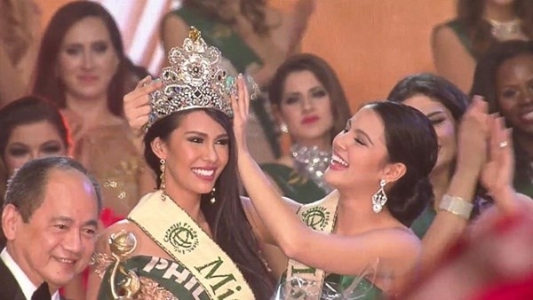 
Angelia Ong đã giúp Philippines liên tục 2 năm giữ vương miện Hoa hậu Trái đất khi đăng quang trong đêm chung kết vào ngày 18/12 tại Áo.