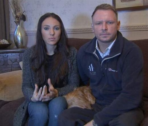 
Hai vợ chồng quyết định chi tiền tỉ cho việc nhân bản cún cưng. (Ảnh: Sky News)