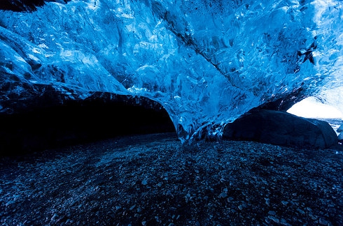 
Một cột băng trong hang động. (Ảnh: Internet)