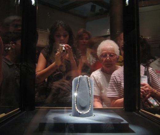
Viên kim cương này đang được lưu giữ tại Bảo tàng Smithsonian ở Washington DC. (Ảnh: Internet)