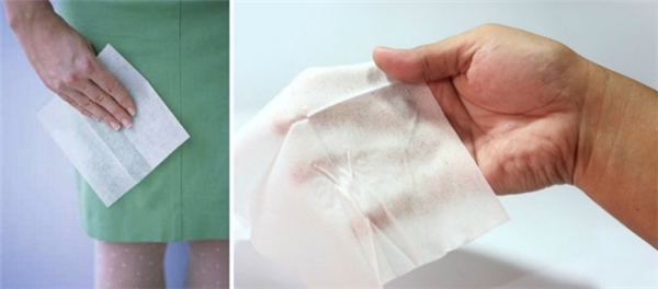 
Dùng khăn giấy ướt để giảm tĩnh điện trên quần áo. (Ảnh: Internet)