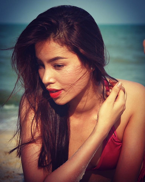 Phạm Hương siêu sexy với bikini trên bãi biển Thái Lan - Tin sao Viet - Tin tuc sao Viet - Scandal sao Viet - Tin tuc cua Sao - Tin cua Sao