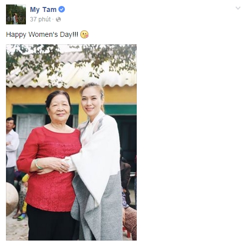 
"Họa mi" Mỹ Tâm hạnh phúc chia sẻ hình ảnh cô chụp cùng mẹ trên trang cá nhân cùng lời chúc trong ngày 8/3. - Tin sao Viet - Tin tuc sao Viet - Scandal sao Viet - Tin tuc cua Sao - Tin cua Sao