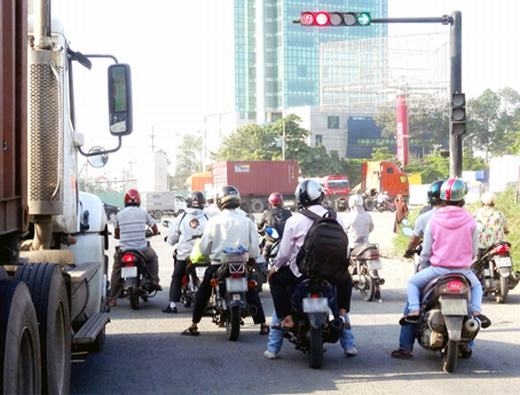 
Đèn giao thông giúp giảm thiểu nguy cơ tai nạn rất nhiều so với trước khi chưa có. (Ảnh: Internet)
