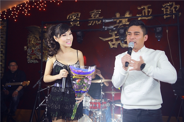 
Kavie Trần cùng với nam ca sĩ Andy Quách - Tin sao Viet - Tin tuc sao Viet - Scandal sao Viet - Tin tuc cua Sao - Tin cua Sao