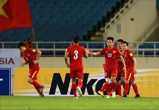 
ĐT Việt Nam ăn mừng chiến thắng trước Đài Loan. (Ảnh: Hải Đăng)