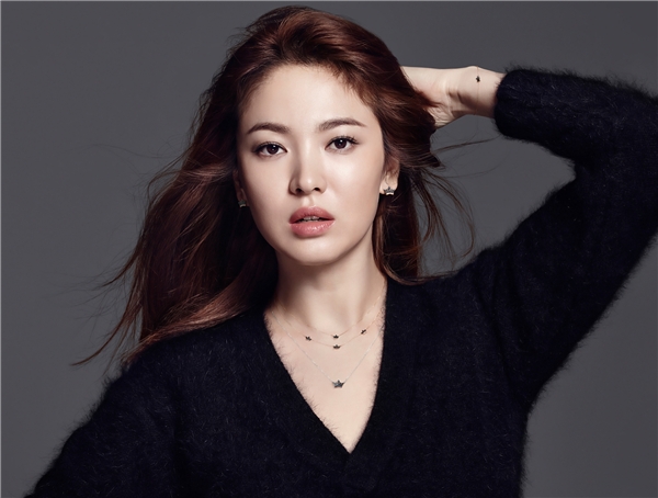 Sau scandal, Song Hye Kyo lấy lại danh tiếng nhờ Hậu duệ Mặt Trời