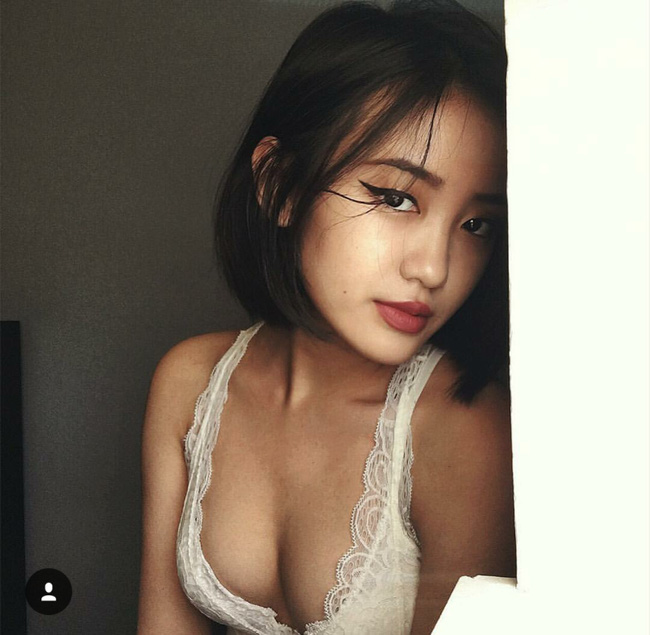 4 cô nàng gốc Việt nóng bỏng oanh tạc mạng xã hội Instagram
