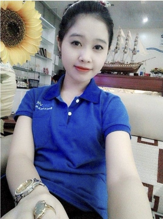 
Cô gái này tên đầy đủ là Đinh Thị Huyền, 21 tuổi, hiện đang sinh sống và làm việc tại Hà Nội. (Ảnh: Internet)