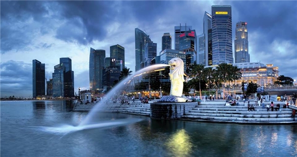 Ngọc Trinh và dàn mẫu Venus sang Singapore ghi hình cho ĐHCD 10