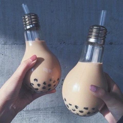 “Giải mã” cơn sốt trà sữa bóng đèn teen Việt đang phát cuồng