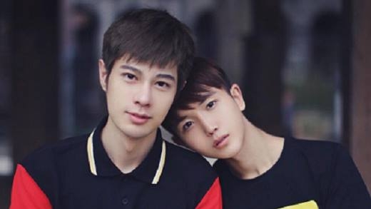 Cặp đôi đồng tính nam đẹp nhất Trung Quốc khoe khéo chuyện kết hôn
