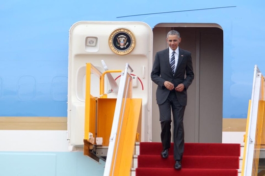 Việc làm đầu tiên của Tổng thống Obama khi đặt chân đến Sài Gòn