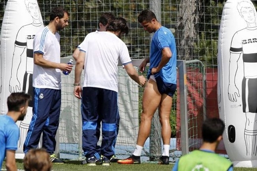 
Ronaldo được tin rằng dính chấn thương đùi.