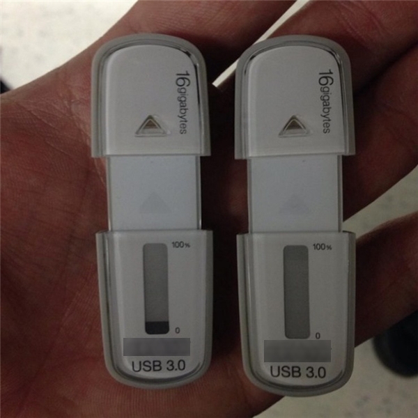 
Chiếc USB cho biết dung lượng đã sử dụng. Bạn không cần phải tốn thêm thời gian cắm vào máy tính để kiểm tra nữa. (Ảnh: Internet)