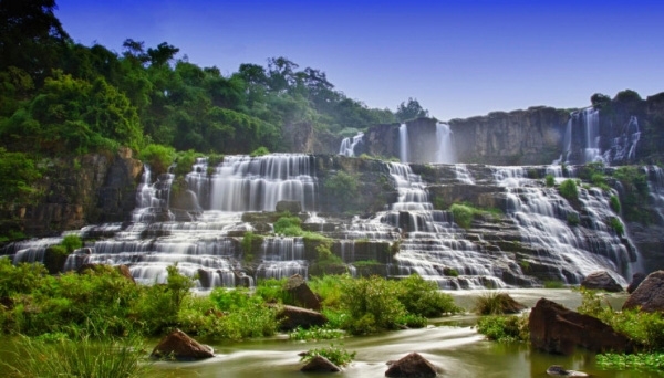 Du lịch Tây Nguyên - "Choáng ngợp" trước những thác nước đẹp hùng vĩ ở Tây Nguyên