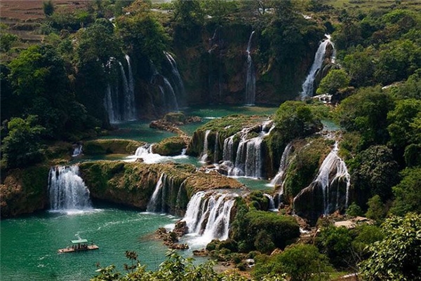 Du lịch Tây Nguyên - "Choáng ngợp" trước những thác nước đẹp hùng vĩ ở Tây Nguyên