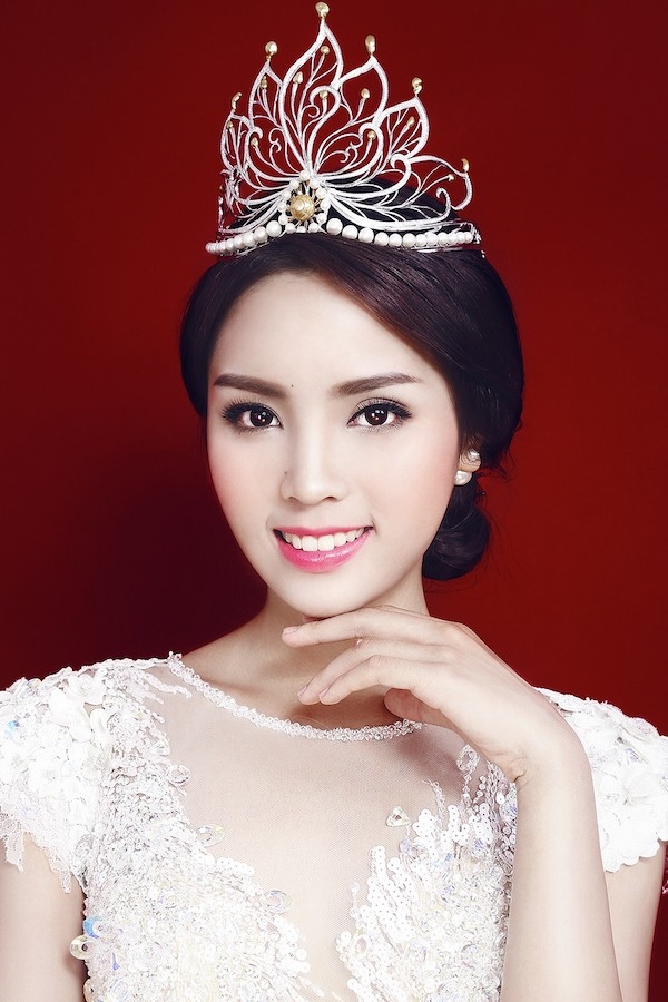 
Hoa hậu Việt Nam 2014 - Nguyễn Cao Kỳ Duyên.