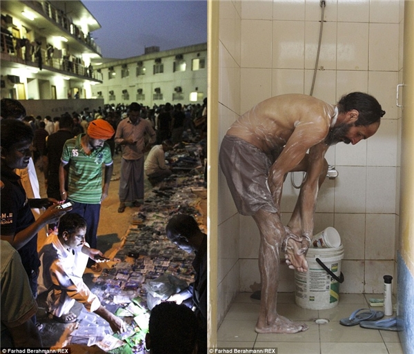 
Những người bán hàng rong bày biện hàng tại Sonapur (trái) và một người đàn ông ốm yếu đang lau chùi nhà vệ sinh (phải). (Ảnh: Farhad Berahman)