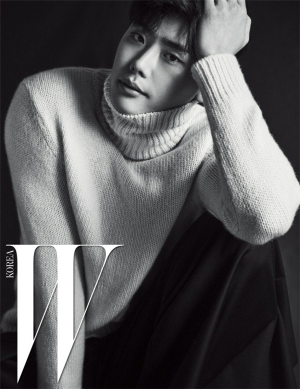 
Lee Jong Suk xuất thân là người mẫu Hàn Quốc. (Ảnh: Internet)
