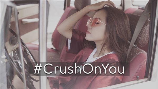 
Crush on you được viết theo dòng nhạc khá mới mẻ và sôi động so với thị trường âm nhạc hiện tại. Mặc dù ca khúc này chưa được công bố rộng rãi nhưng có thể xem đây là một sản phẩm "chào sân" cho việc trở lại với sự nghiệp ca hát của Phương Ly. 