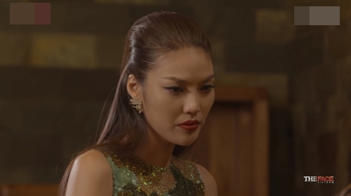
Còn HLV Lan Khuê thì thổ lộ rằng cô bắt đầu lo lắng khiến nhiều khán giả dự đoán rằng, có thể ở tập 9 này, đội Lan Khuê sẽ thua cuộc và Quỳnh Mai có thể sẽ phải là thí sinh tiếp theo ra về?