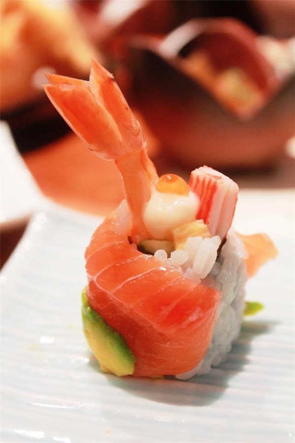 
Món sushi của người Nhật chinh phục cả thế giới bằng vị tươi ngon và đơn giản.