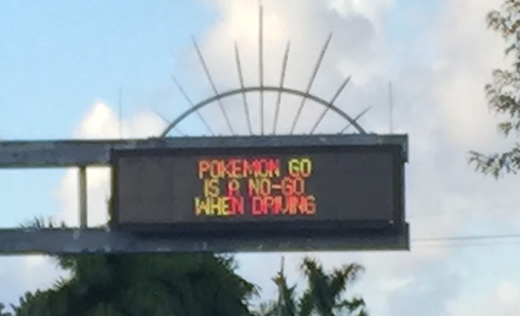 TP.HCM dùng bảng đèn LED cảnh báo không Pokémon Go