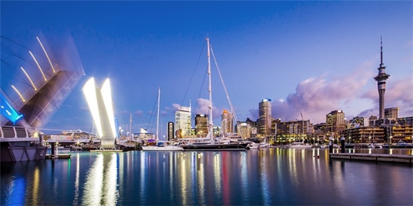 
8. Auckland, New Zealand: Thường xuyên có mặt trong danh sách các thành phố đáng sống nhất, Auckland có khí hậu dễ chịu, nhiều cơ hội việc làm và giáo dục, cùng cơ sở vật chất phát triển. Ảnh: Aucklandnz.