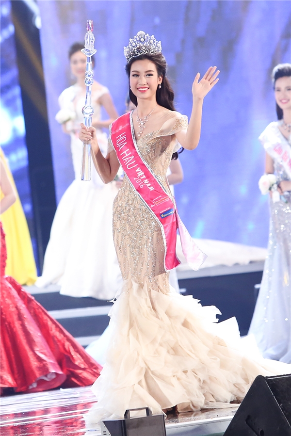 
Mỹ Linh - Hoa hậu Việt Nam 2016