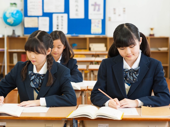 
Những buổi học ngoài giờ rèn cho học sinh Nhật đức tính cần cù, chăm chỉ. 