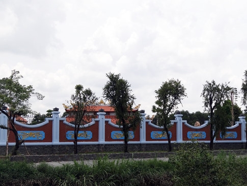 Hé lộ kiến trúc ấn tượng bên trong nhà thờ Tổ nghiệp của Hoài Linh - Tin sao Viet - Tin tuc sao Viet - Scandal sao Viet - Tin tuc cua Sao - Tin cua Sao