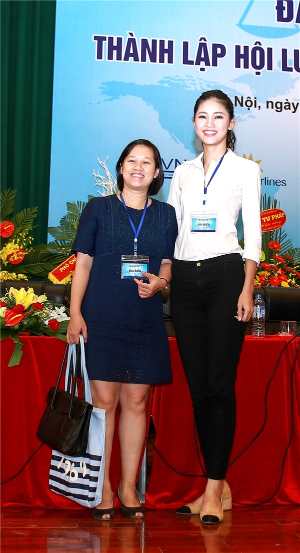 Á hậu Thanh Tú trở thành thành viên Hội Luật Quốc tế Việt Nam