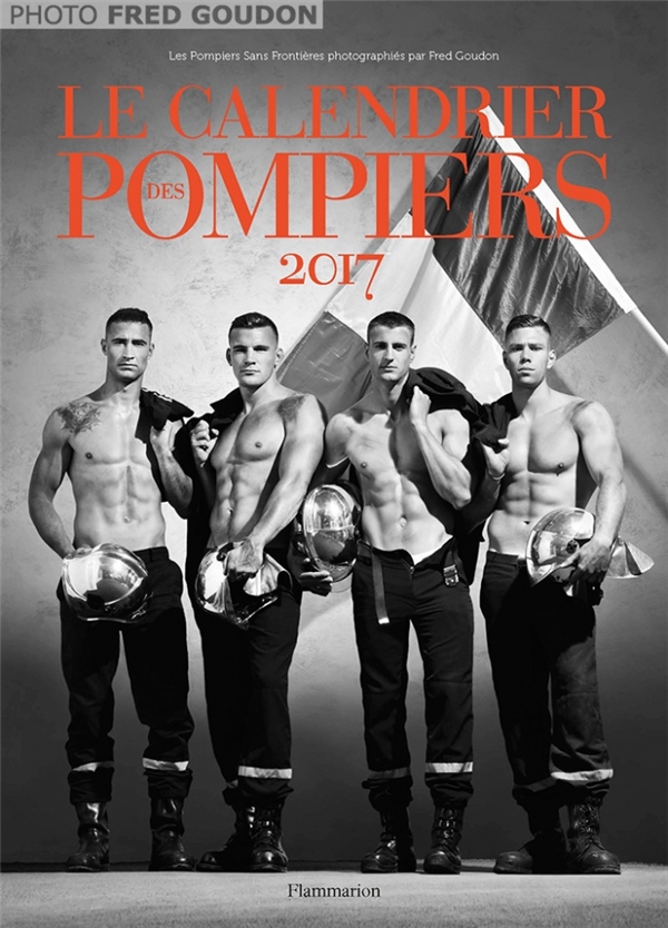 
Bộ ảnh lịch 2017 khai thác hình ảnh người lính cứu hỏa của nhiếp ảnh gia Fred Goudon. 