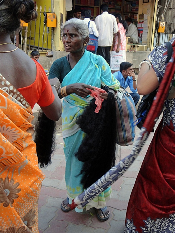 
Ấn Độ là quốc gia xuất khẩu tóc hàng đầu trên thế giới với những mái tóc dày và đẹp.