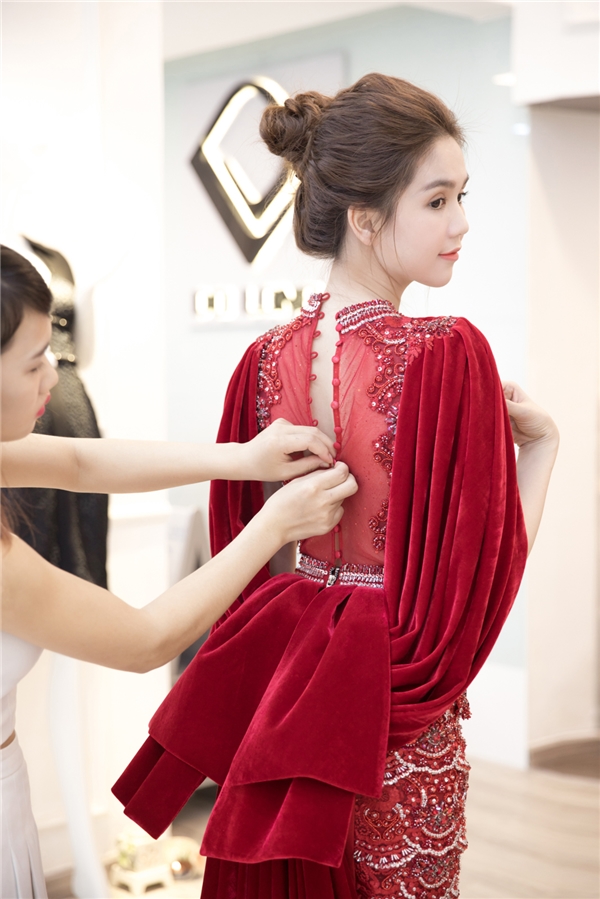 Hé lộ trang phục sẽ giúp Ngọc Trinh tỏa sáng tại Hàn Quốc