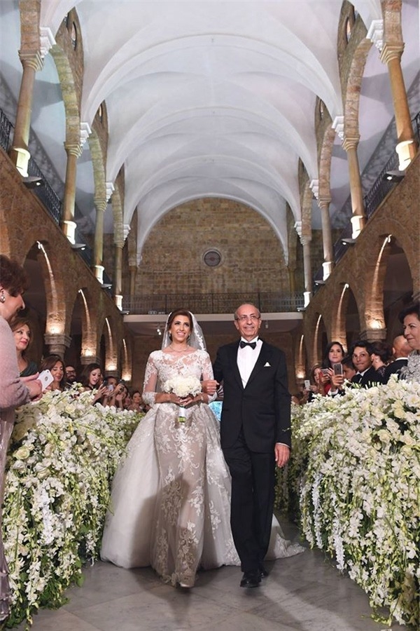 Chàng doanh nhân Trung Đông chi bạo cho lễ cưới xa xỉ như hoàng gia